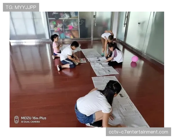 德甲俱乐部社区活动报告：三月各队共举办超过50场青少年训练营